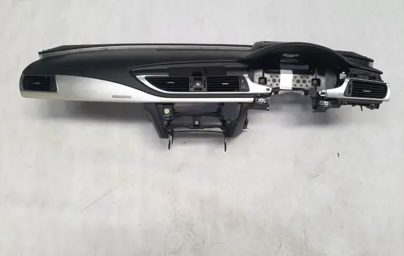 Audi A7 S7 4G Dashboard 4G8857001G