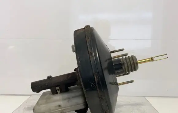 Iveco Daily 40.8 Brake booster 0204051186 504089707 4060112