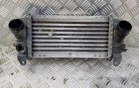 Audi A2 Intercooler radiator 8Z0145804