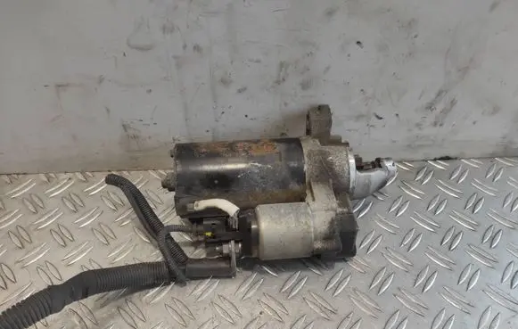 Audi A4 S4 B8 8K Starter motor 059911091C
