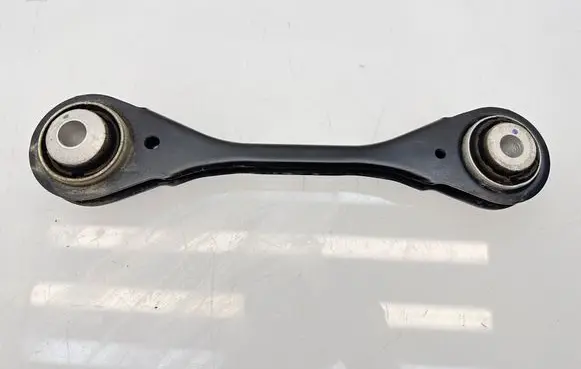BMW iX Rear control arm 8833444