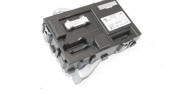 Nissan Leaf I (ZE0) Central body control module 284B13NM1C