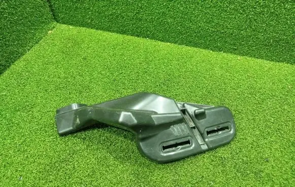 Peugeot 2008 II Fender mounting bracket 9825559780