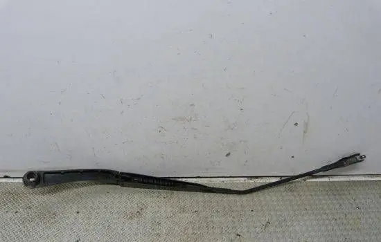 Renault Koleos I Front wiper blade arm 80018537