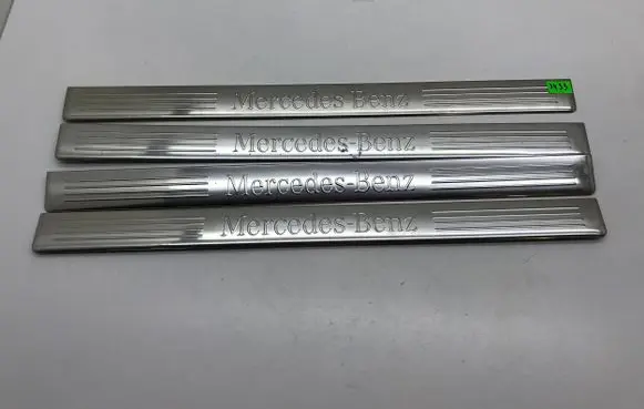 Mercedes-Benz E W212 Front sill trim cover A2126860936 2126860936