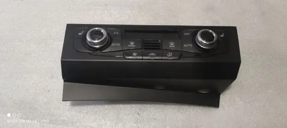 Audi S5 Climate control unit 8K1820043