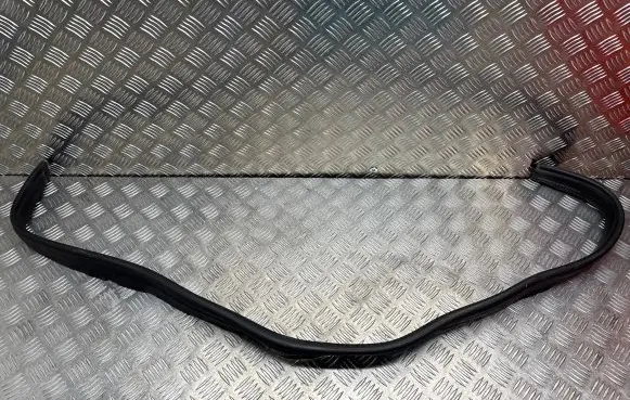 Mercedes-Benz E W212 Engine compartment rubber A2126280800