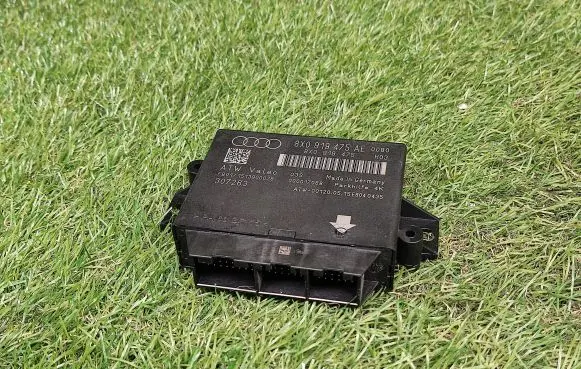Audi A1 Parking PDC control unit/module 8X0919475AE 8X0919475