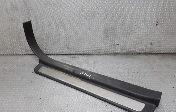 Hyundai Grandeur Front sill trim cover
