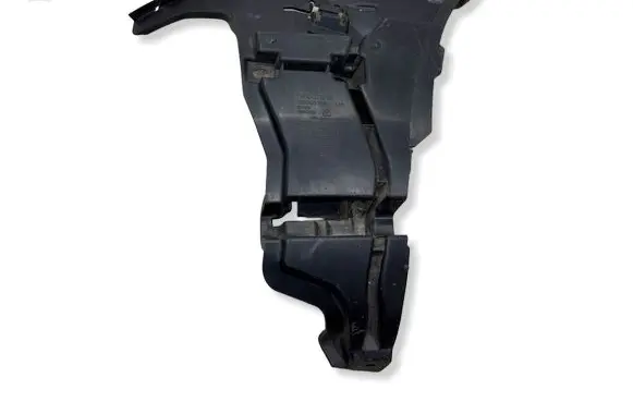 Volvo V70 Front bumper mounting bracket 08693181
