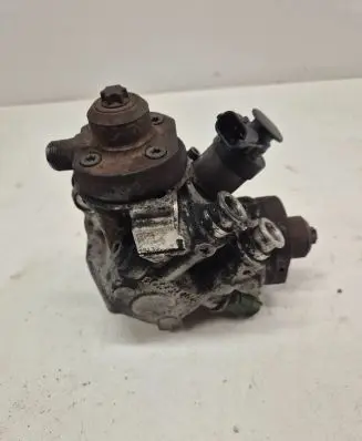 Volvo V60 Fuel injection high pressure pump 31272896 0445010618 CRCP4B2R9
