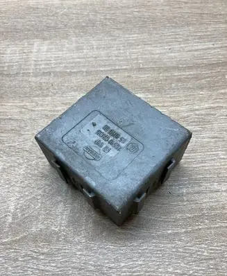 Nissan Primera Other relay 2851087J05 05801050