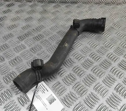 Land Rover Discovery 5 Engine coolant pipe/hose FPLA8D033CA