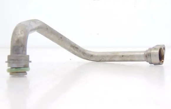 Mercedes-Benz ML AMG W164 Turbo turbocharger oiling pipe/hose A1561802820