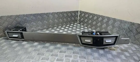 Mercedes-Benz E W212 Dash center air vent grill A2128300154 A2128302554