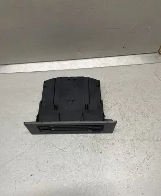Opel Astra G Dashboard storage box/compartment 10642A