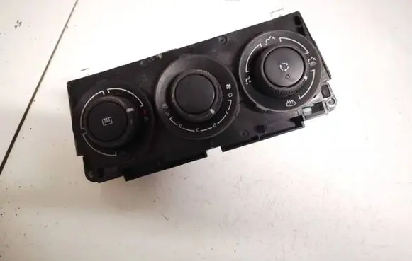 Citroen C3 Picasso Climate control unit t1001391p 69940005
