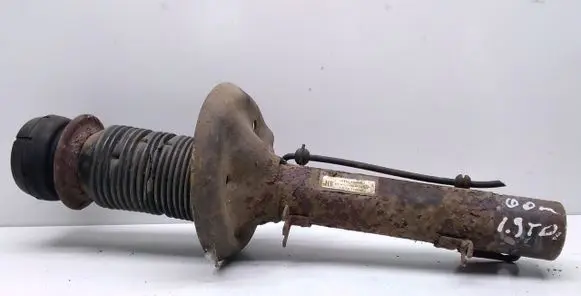 Skoda Octavia Mk1 (1U) Front shock absorber/damper 1J004130311