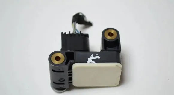 BMW 1 E81 E87 Airbag deployment crash/impact sensor 6911003