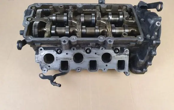 Audi A6 S6 C6 4F Engine head 1059354AJ