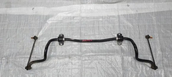Mazda 3 III Front anti-roll bar/sway bar