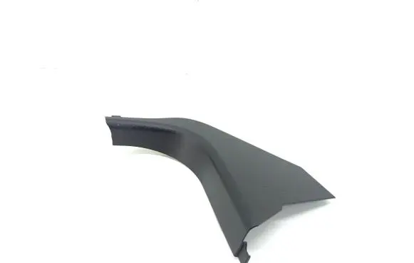 Foot area side trim