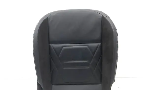 Nissan Juke II F16 Driver seat console base 