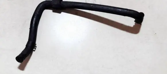 Volkswagen PASSAT B6 Engine coolant pipe/hose