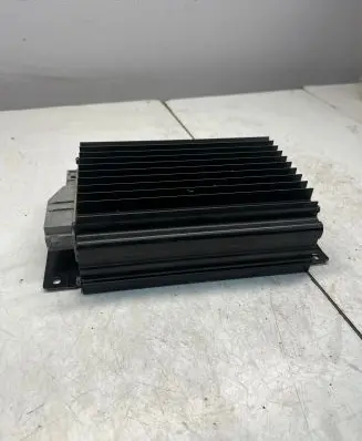 Mercedes-Benz CLK A208 C208 Sound amplifier 2088200189