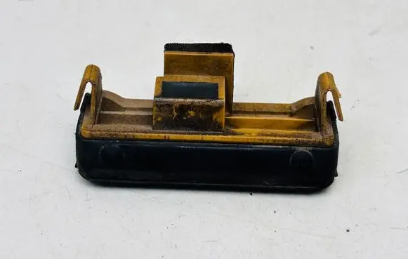 Audi A4 S4 B5 8D Tailgate/trunk/boot exterior handle 8D0827565