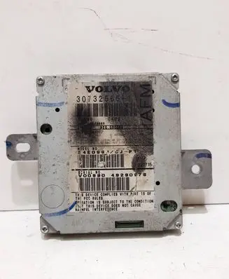 Volvo S40 Aerial antenna amplifier 307325651 49290976 34E09944J