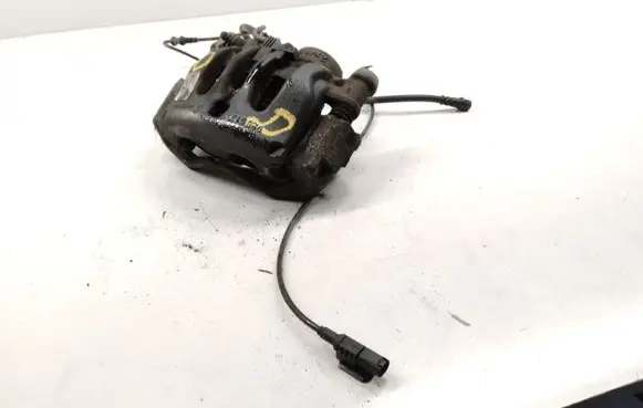 Mercedes-Benz Vito Viano W447 Front brake caliper