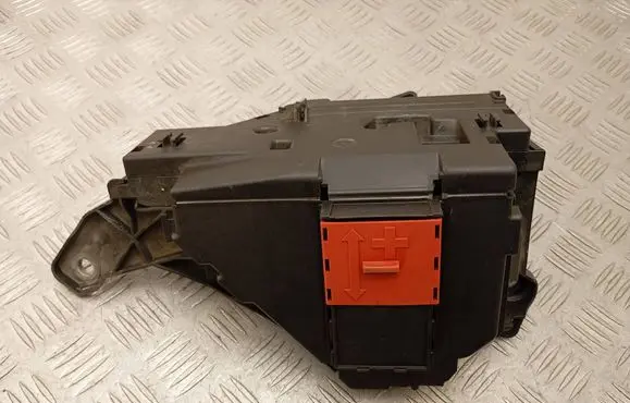 Mercedes-Benz E W213 Fuse box set A2135403839