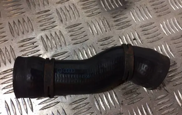 Volkswagen Golf III Intercooler hose/pipe 1H0145834F