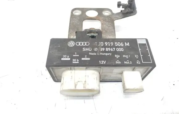 Volkswagen Polo V 6R Coolant fan relay 1J0919506M 898967000
