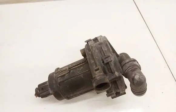 Audi A6 S6 C5 4B Secondary air pump 078906601D