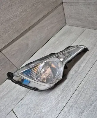 Hyundai i40 Front fog light 92202-3Z010