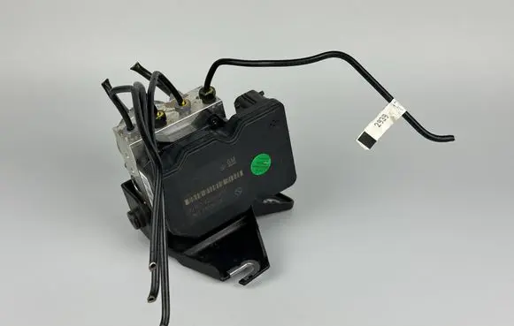 Buick Encore I ABS Pump 42563014 688250455 P66GAF1R302G907