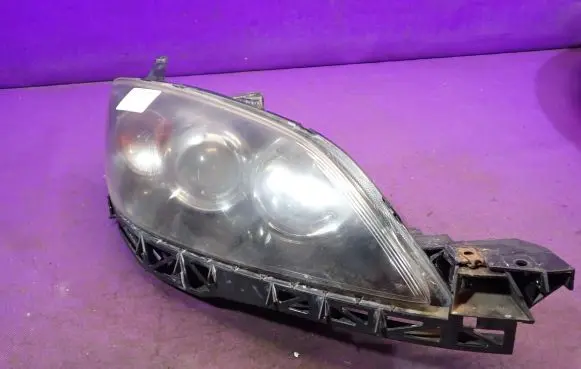 Mazda 323 F Headlight/headlamp