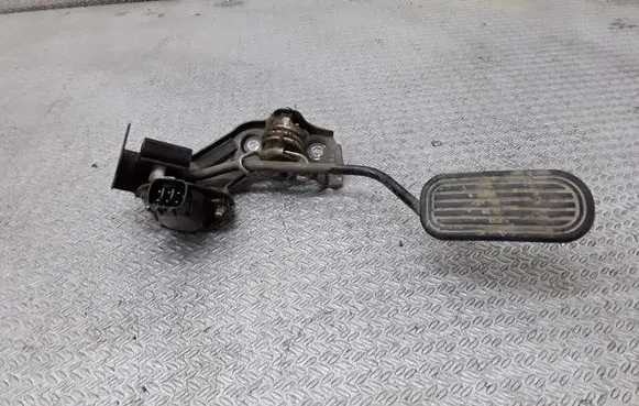 Toyota Avensis Verso Accelerator throttle pedal 8928147010