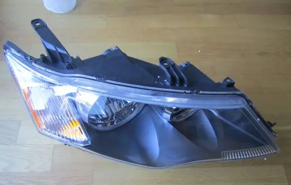 Mitsubishi Outlander Headlight/headlamp
