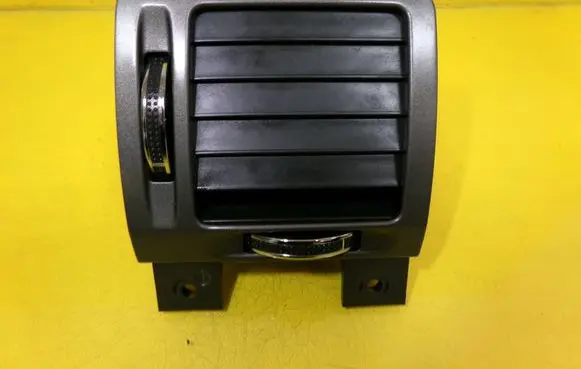 Opel Vectra C Dashboard side air vent grill/cover trim 230635620