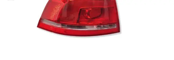 Volkswagen PASSAT B7 Rear/tail lights 3AF945095C