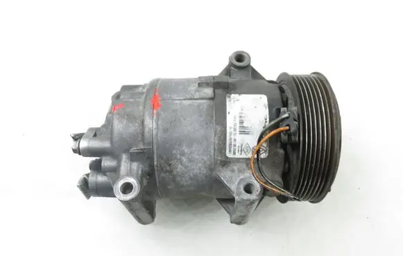 Renault Scenic II - Grand scenic II Air conditioning (A/C) compressor (pump) 