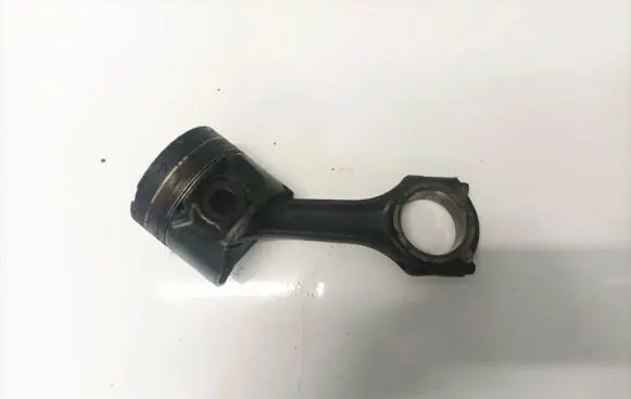 Mercedes-Benz A W168 Piston with connecting rod