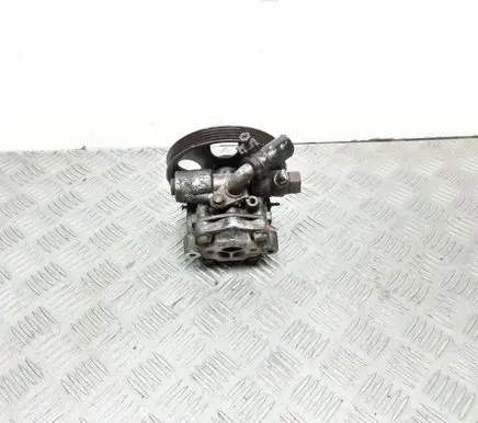Suzuki Liana Power steering pump