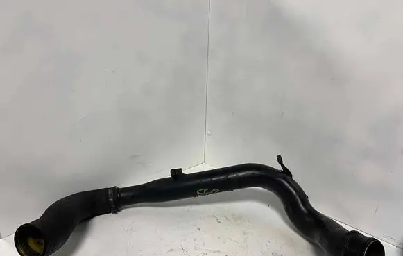 Intercooler hose/pipe