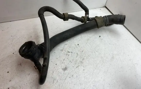 Volkswagen PASSAT B8 Engine coolant pipe/hose 5Q0122101CM