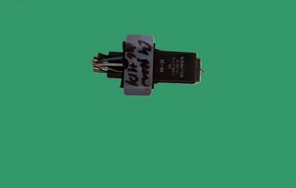 Citroen C4 I Glow plug pre-heat relay 9663696380 51252004