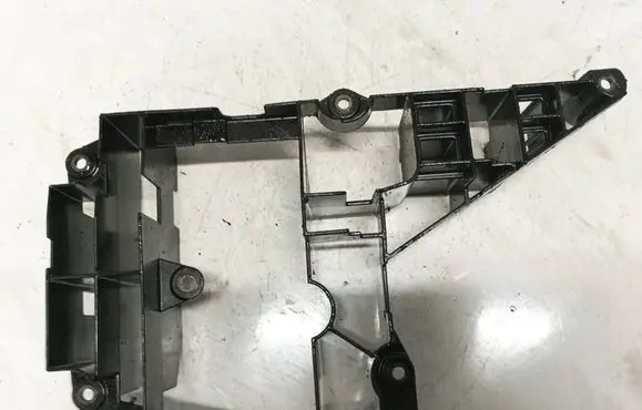 Audi A6 S6 C6 4F Other exterior part 06e103138b